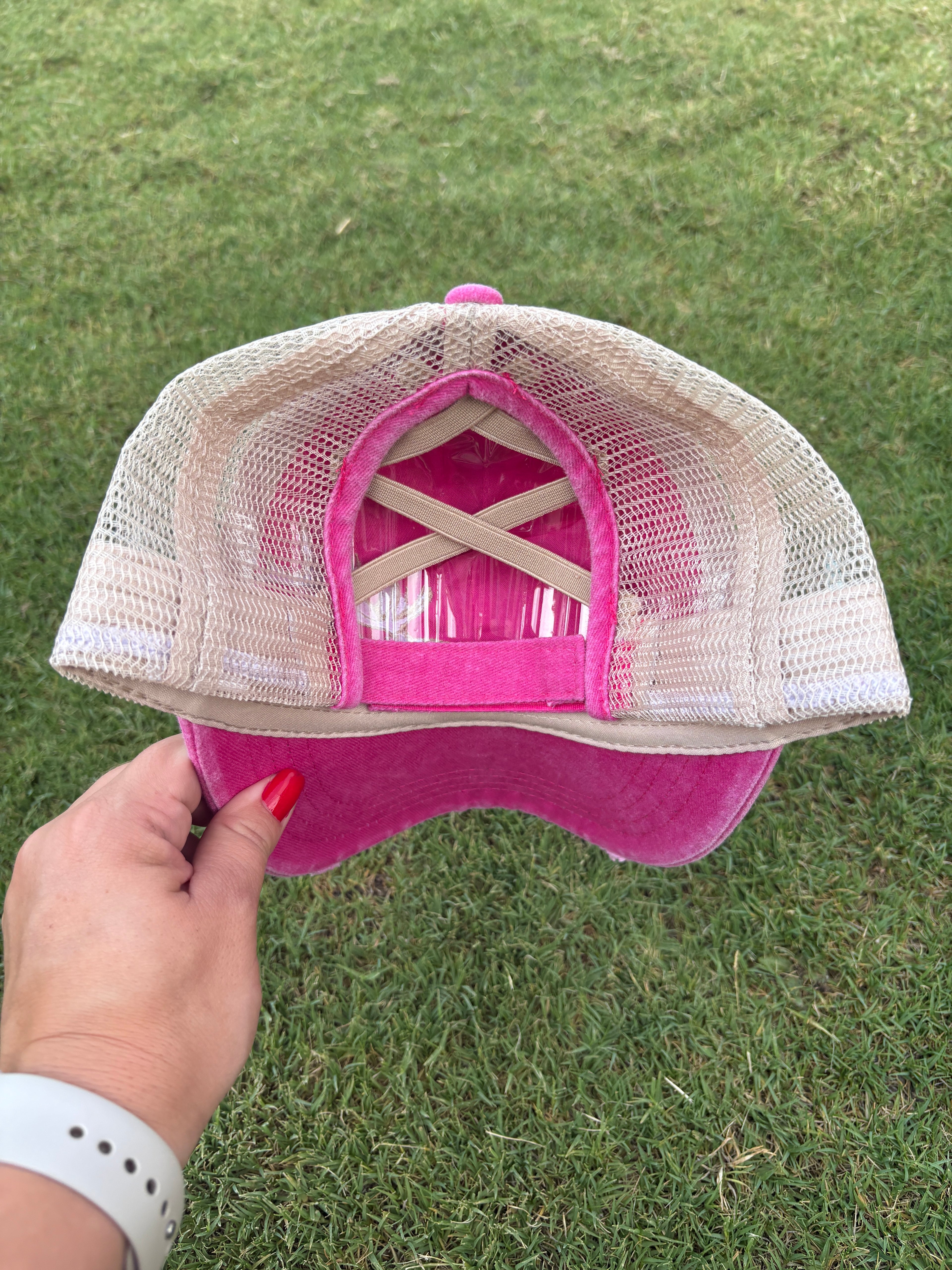 Elk Skull Ponytail Hat (pink)